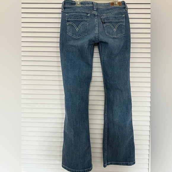 Levi's low rise boot cut skinny jeans - Picture 3 of 3